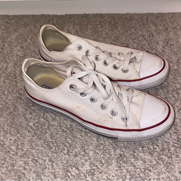 Low top converse - Picture 2 of 2